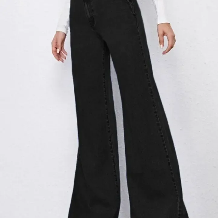 Off Duty India Women Black Comfort Wide Leg High-Rise Clean Look Jeans