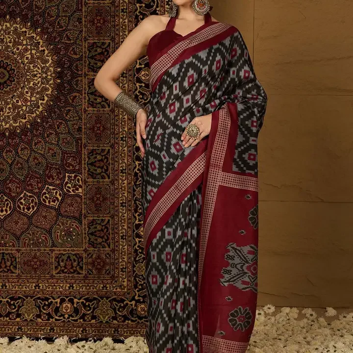 Saree mall Silk Blend Ikat Sarees, Black