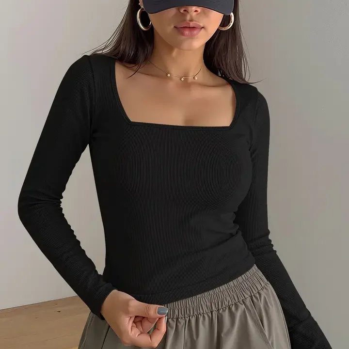 Maheshvi Top, Black
